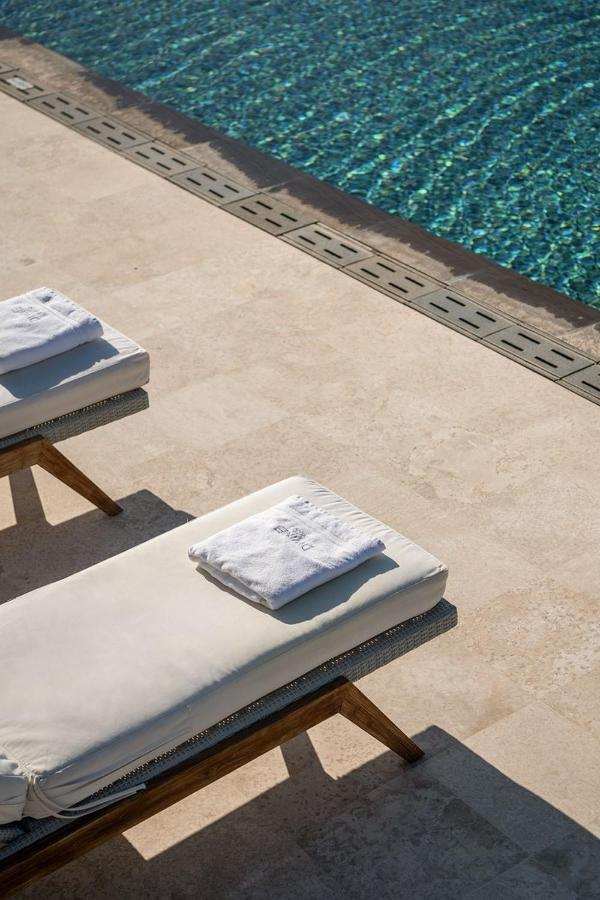 Magnifique Villa Avec Piscine Au Bord De Mer Chorafakia Exteriér fotografie